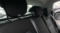 Renault Clio 1.0 TCe 100 Play 5dr Petrol Hatchback